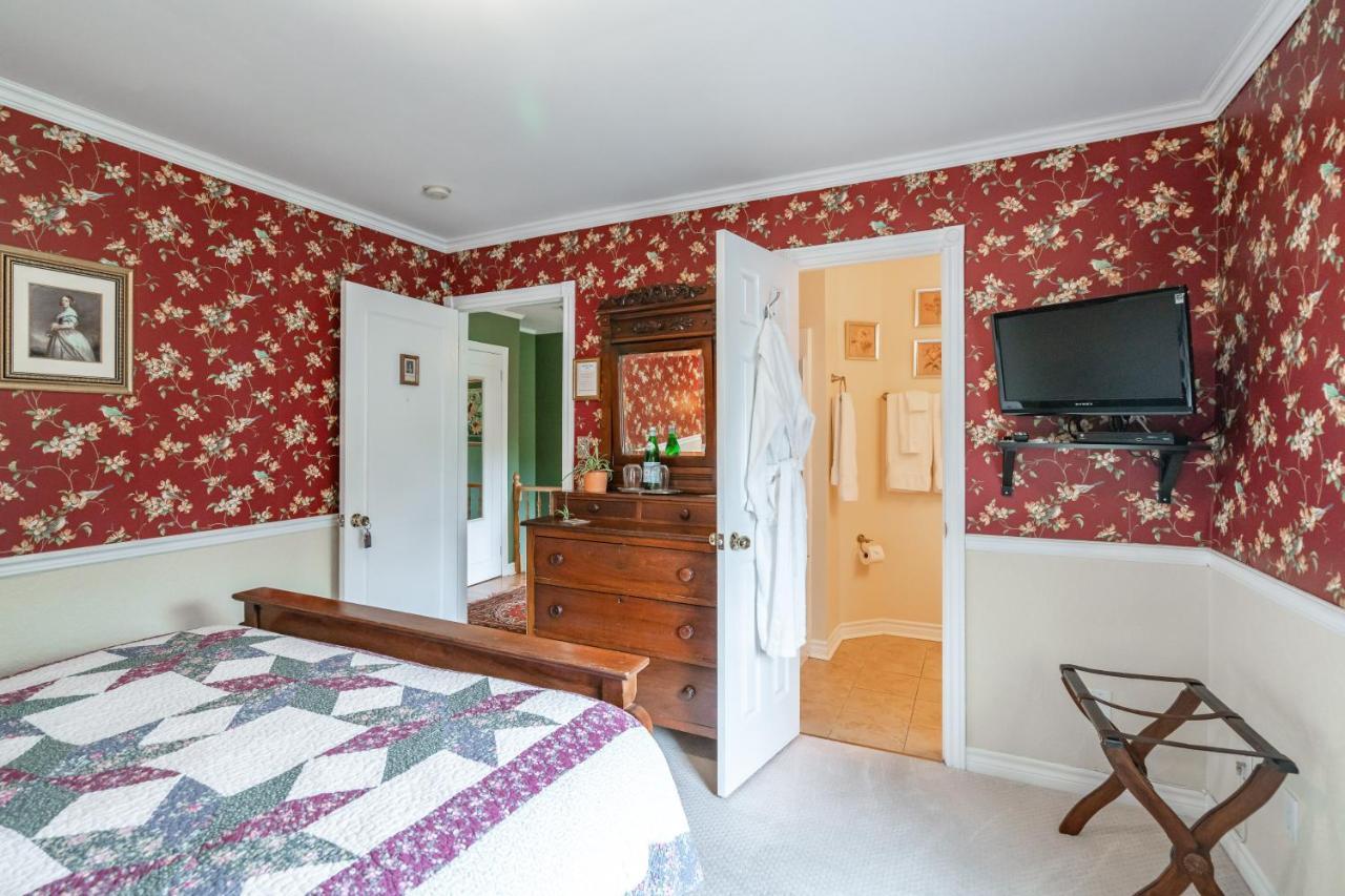 Abacot Hall Bed & Breakfast Niagara-on-the-Lake Екстер'єр фото