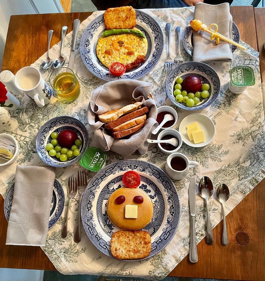 Abacot Hall Bed & Breakfast Niagara-on-the-Lake Екстер'єр фото